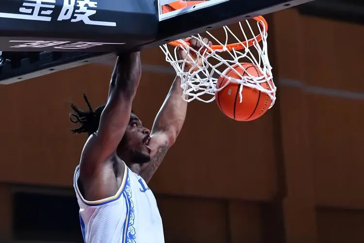 乐鱼app下载地址-包含今夜CBA季后赛传出新动向，萨克拉门托国王单刀错失，管理层表态——管理层满意，高层口径保持一致的词条-乐鱼app下载地址